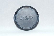 Sakar 52 mm Rigid Plastic Tab Lock Front Lens Cap. FLC 266
