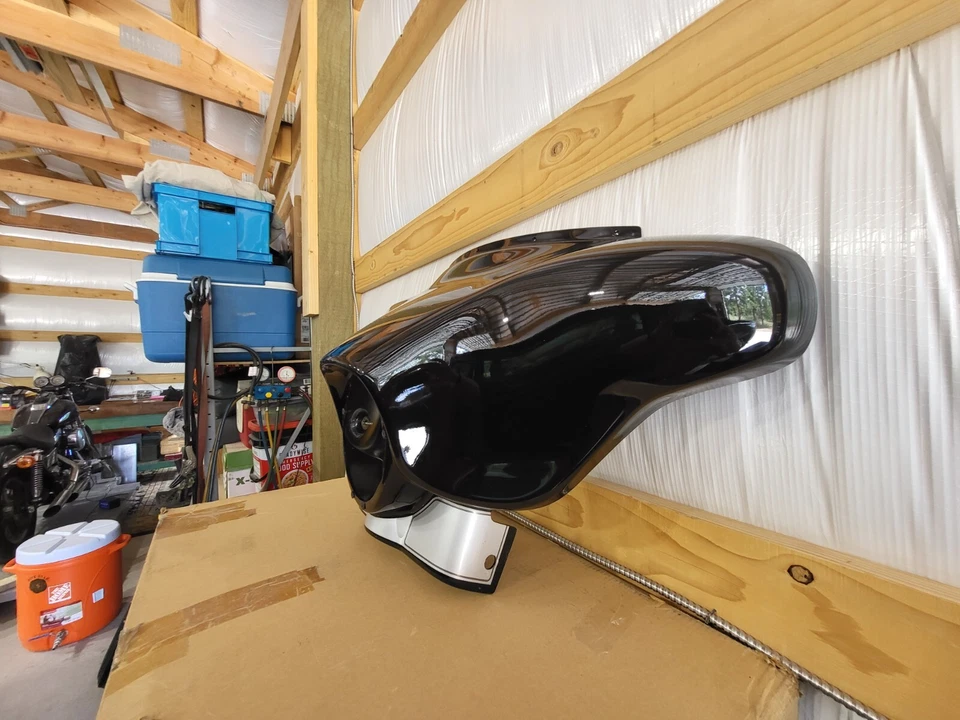 Harley Davidson Batwing Faring genuino. parte #58230-95dh.negro vivo.  Foto 3 de 4