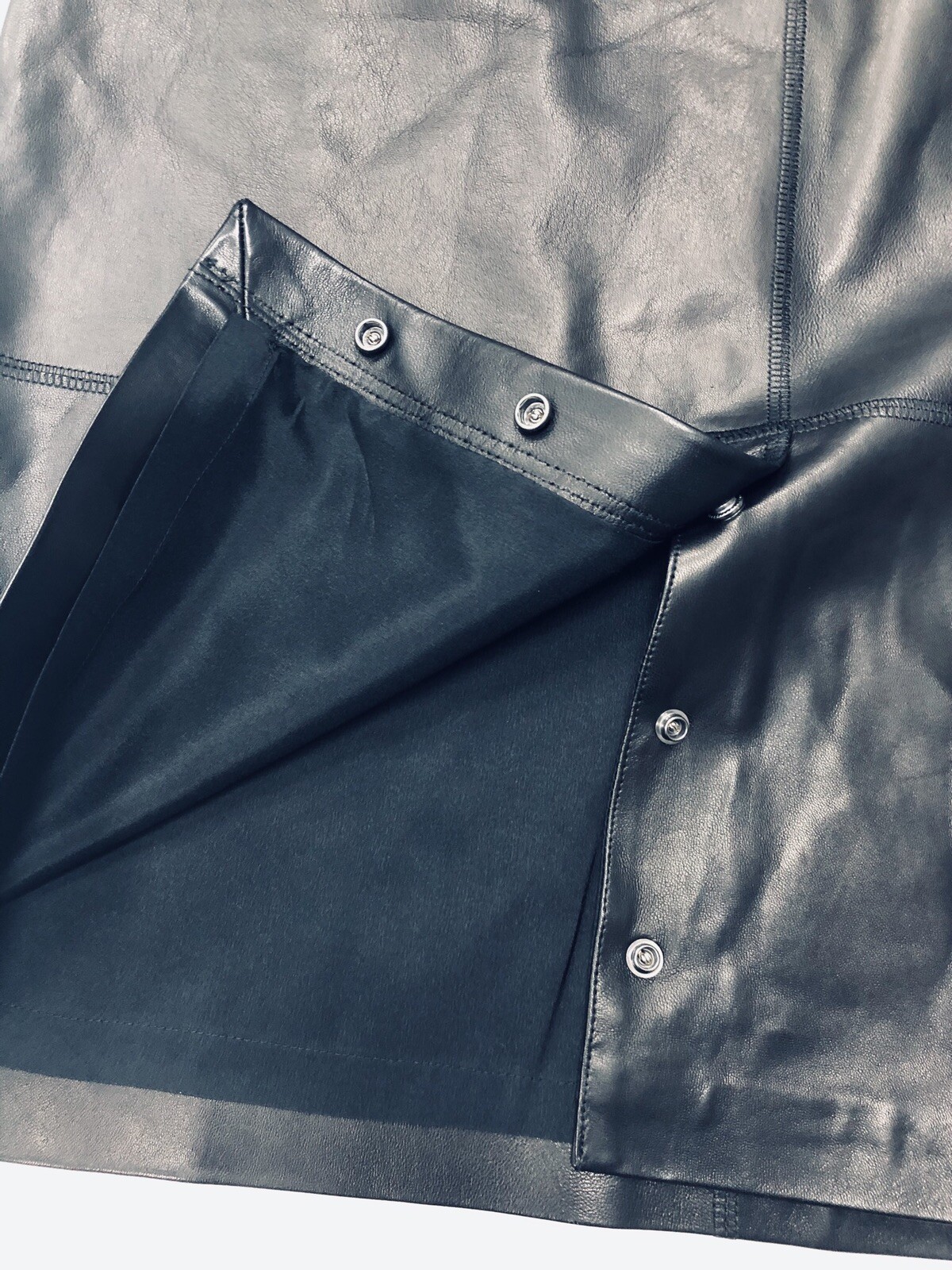 Lacoste Women's Fashion Show High Waisted Soft Leather Skirt In Black Size 40/L image 6