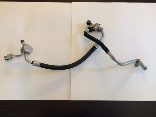 01 - 09 Volvo S60 V70 XC70 AC Compressor Condenser Hose Line - Picture 6 of 9