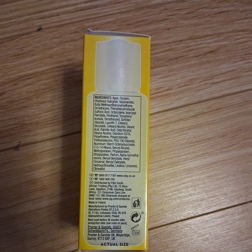 Olay Complete - Lightweight Day Lotion Spf 15 - For Normal / Oily Skin 100ml - Picture 2 of 4