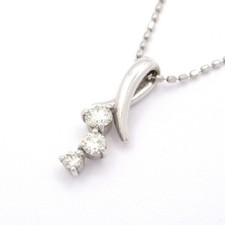 4C - 18K White Gold Diamond Necklace