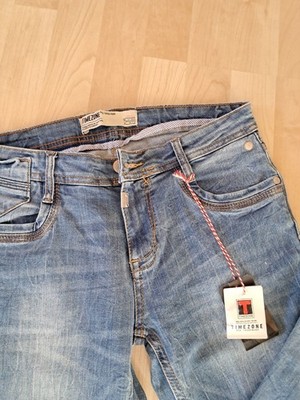 Biete hier eine Herren Jeans der Marke Timezone an.