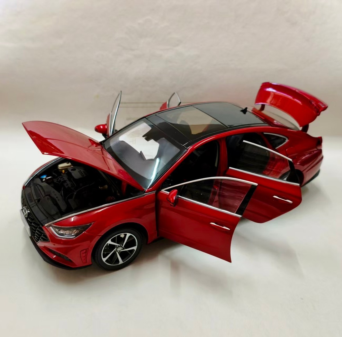 1/18 HYUNDAI SONATA car /Beijing-Hyundai SONATA 2023 Dealer model