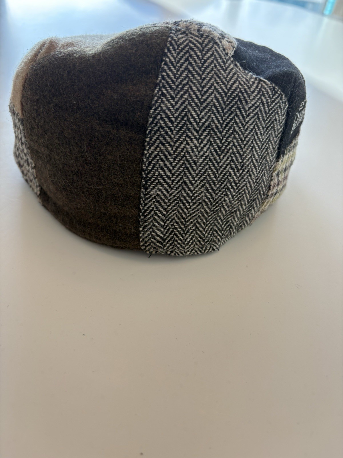 Guinness Herringbone Houndstooth Patchwork Cabbie… - image 4