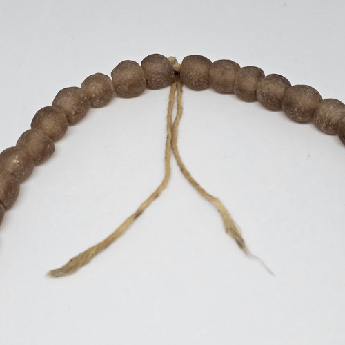 Ghana African Krobo Trasparente Marrone Opaco Vetro Riciclato Commercio Perline - Foto 5 di 7