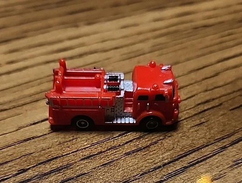 Vintage Micro Hot Wheels Firetruck 1997 Made By Mattel