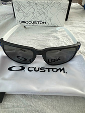 Oakley Holbrook Custom Men s Sunglasses Never Worn