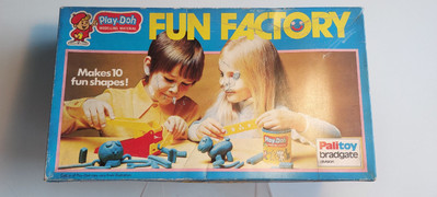 Vintage Play Doh Fun Factory Palitoy