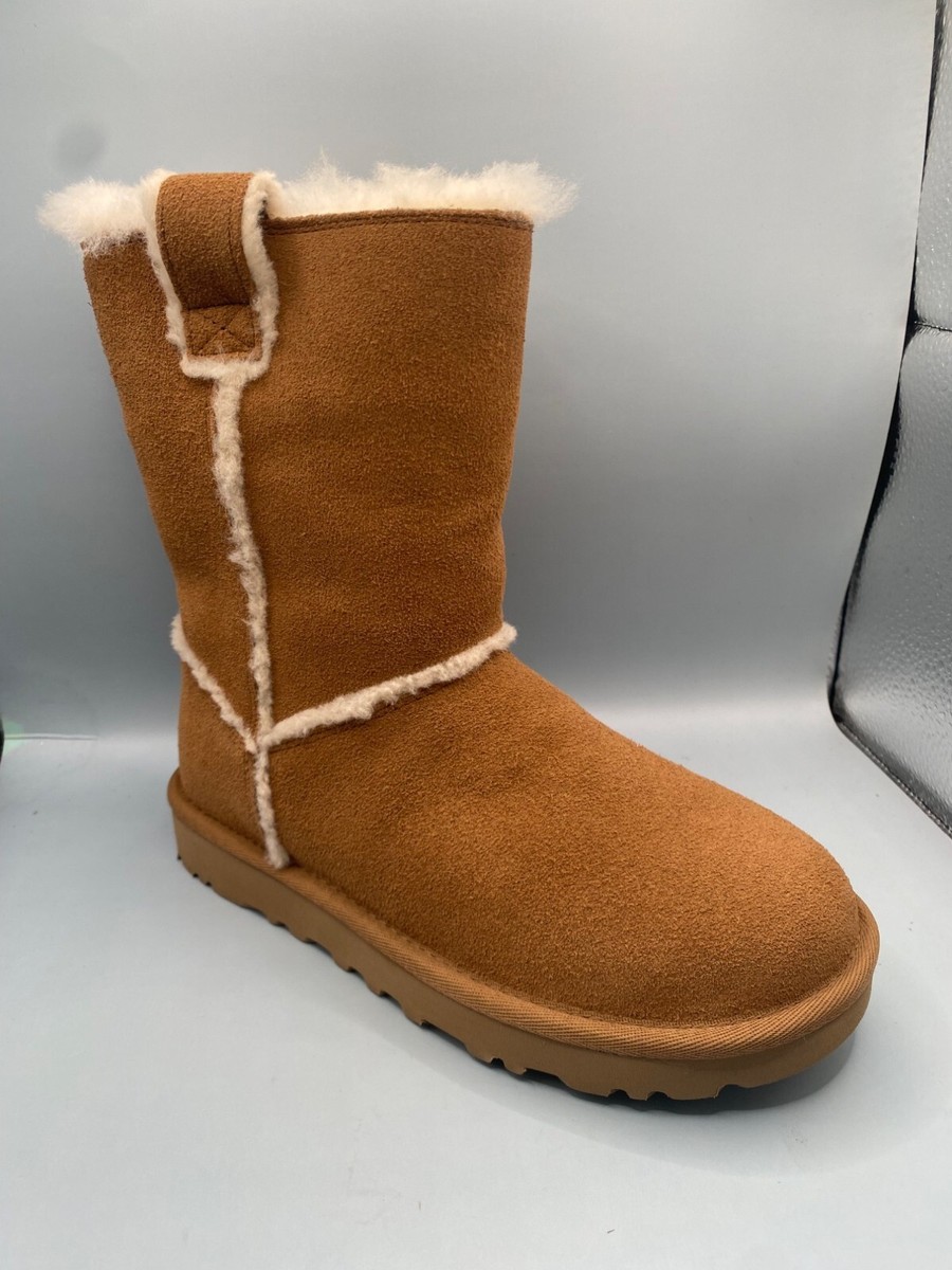 UGG Womens Chestnut Pull On Round Toe Classic Short Spill Seam