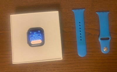 Apple Watch Series 6 40mm Aluminum Case in Blue (GPS + Wi-Fi) w/ Extras!