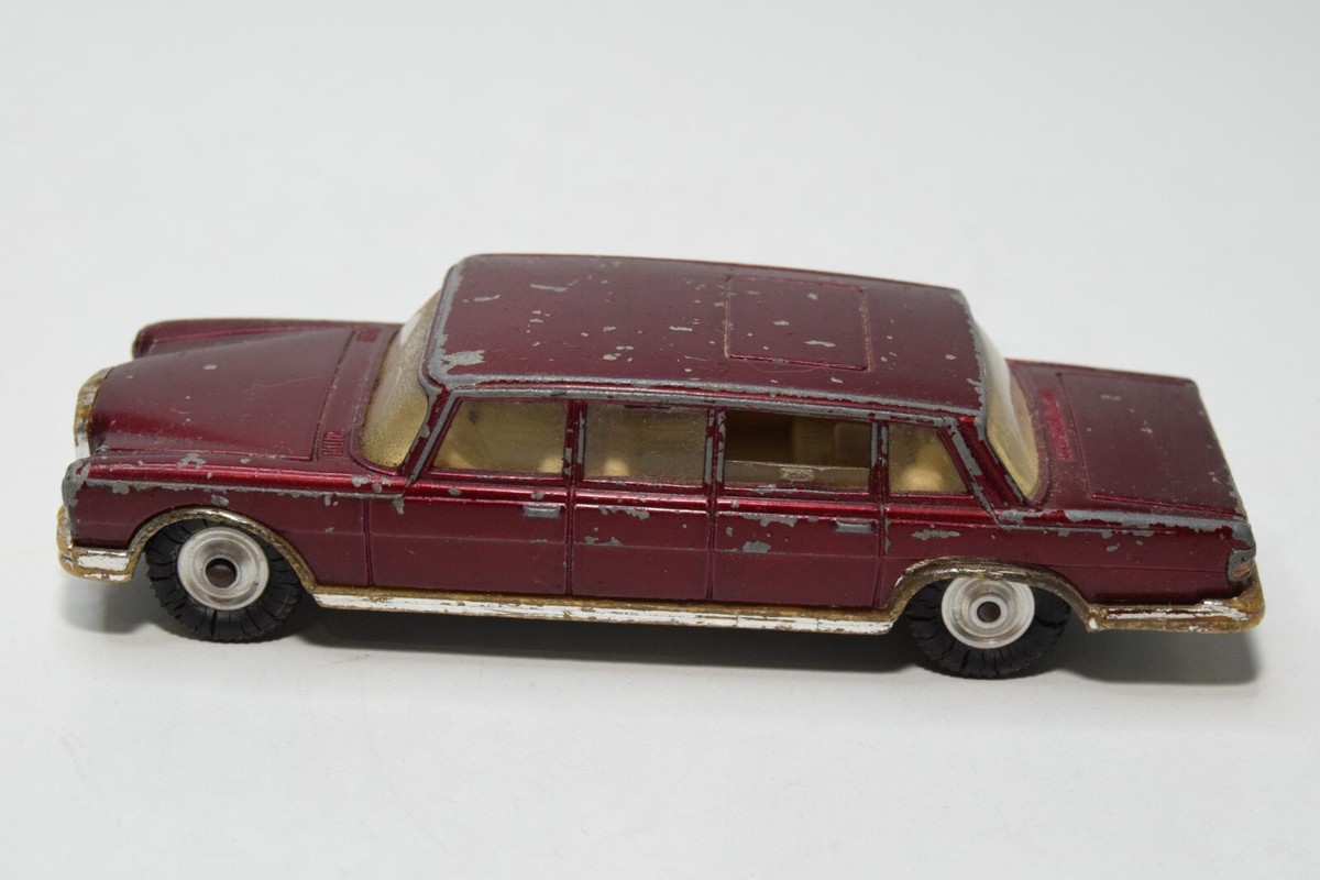 B67 1:43 CORGI TOYS 247 MERCEDES-BENZ 600 PULLMAN MET