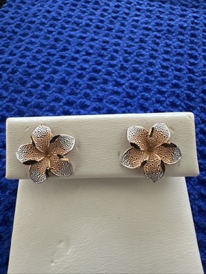 Wunderschöne Ohrringe 14 Karat Bicolor Gold Blume 2,46 Gramm