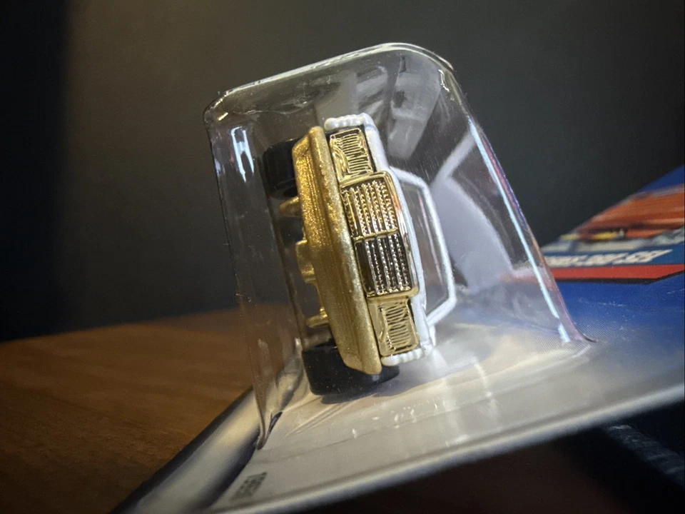 Mercedes 380 Sel 1997 Hot Wheels Collector #767 diecast blanco/dorado con SB DE COLECCIÓN Foto 2 de 3