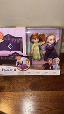 Disney Frozen 2 Petite Anna & Elsa Doll Lullaby Gift Set with Singing Bed NEW