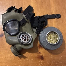 Vintage US Army Gas Mask War Military Field Gear M11 Type