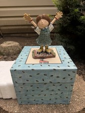 1998 Sue Dreamer Lang Wise Betsy Figurine First Edition Skating Away