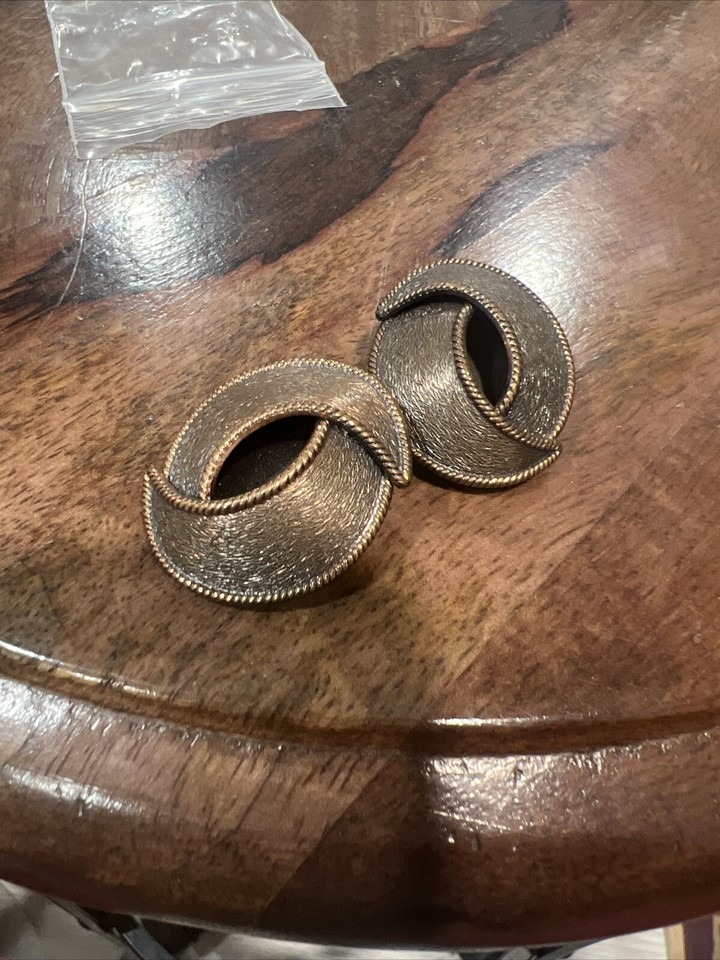 Vintage Copper Clasp Earrings Costume Jewelry L330 eBay