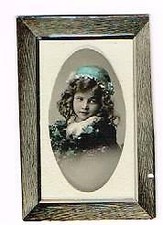 Small Oval Photo Mounted Frame-Style; Henry Clay Bock & Co.; Habana on Backside