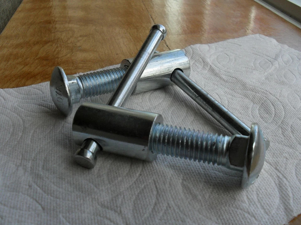 WILTON VISE, SWIVEL HANDLES, FITS 1780's, C2'S 600S & EARLY C3'S ALSO