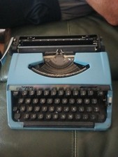 VTG Brother 100 Correctio n Portable Manual Typewriter Blue Carrying Case Tested thumbnail
