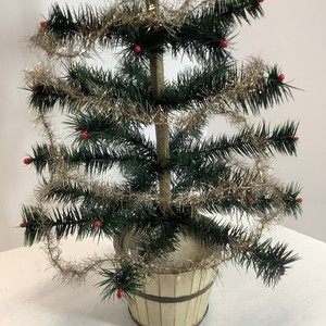 ANTIQUE VTG FEATHER TREE TINSEL FINE GARLAND SILVER /LIGHT GOLD 1 STRAND 11’