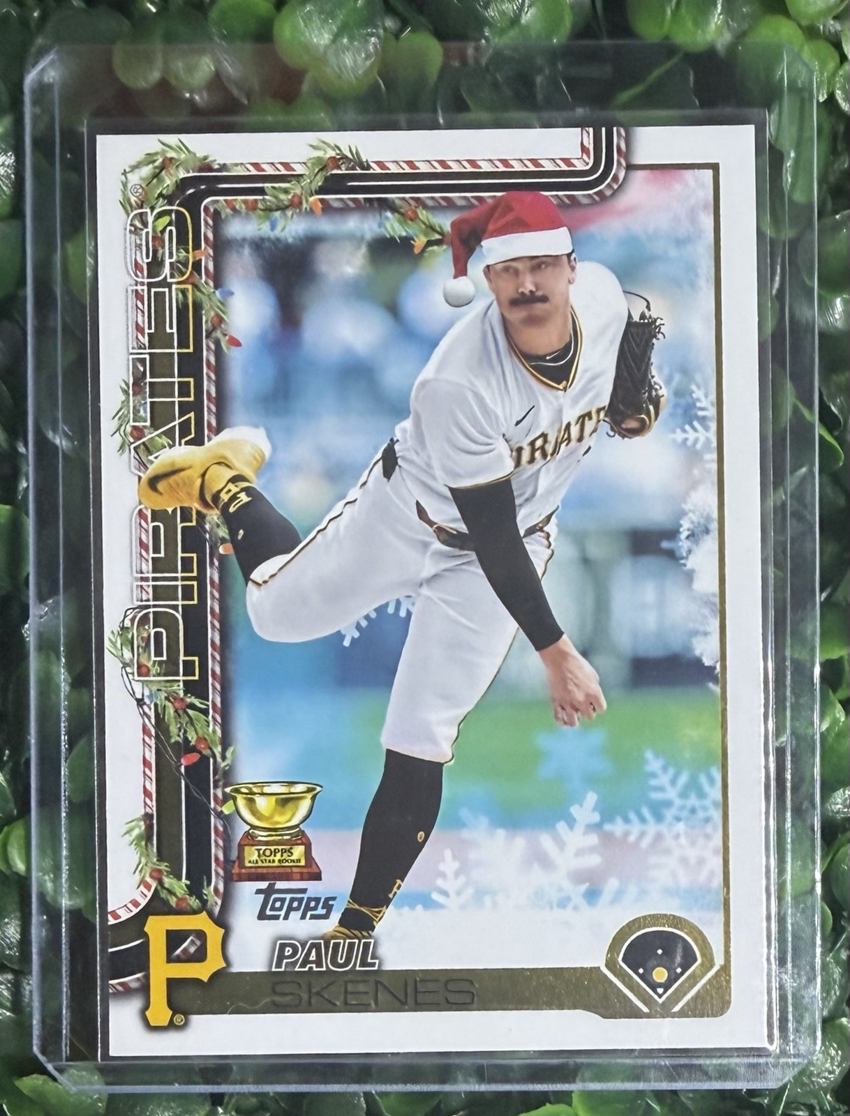 Paul Skenes 2025 Topps Holiday #H70b *Hat Variation* SP Pittsburgh Pirates