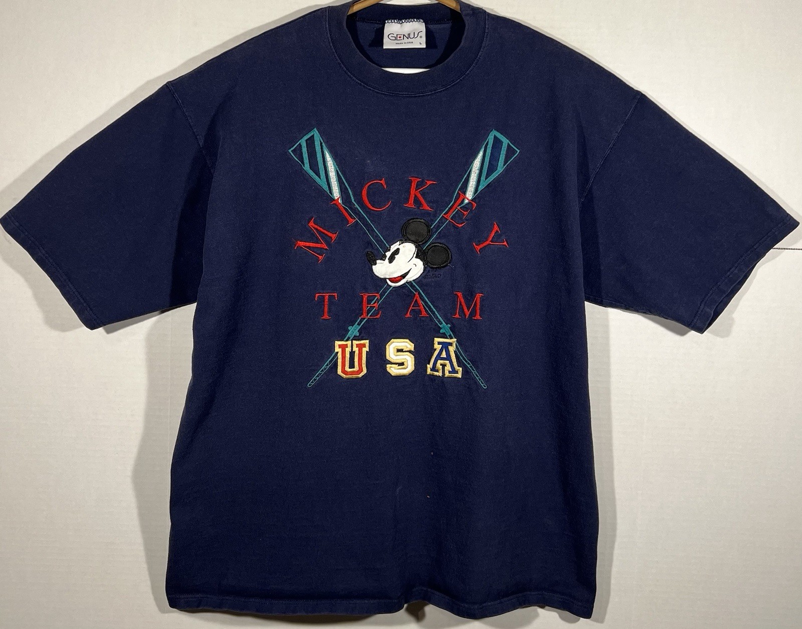 FILA T shirt girocollo vintage GENUS Topolino squadra di canottaggio USA blu navy taglia L made USA