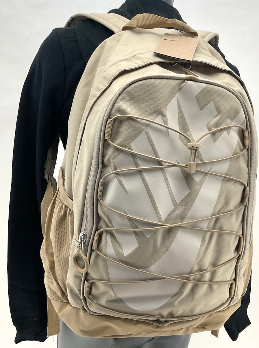 Nike Hayward Futura Backpack 25L W/Laptop Sleeve School/Work/Gym