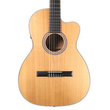Martin 000C Nylon Electro-Acoustic Guitar, Natural with Hard Case (Pre-Owned)