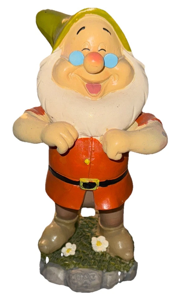 Disney Blancanieves y Siete Enanitos Conjunto de 3 Estatuillas de Jardín 8" de Alto Foto 3 de 4