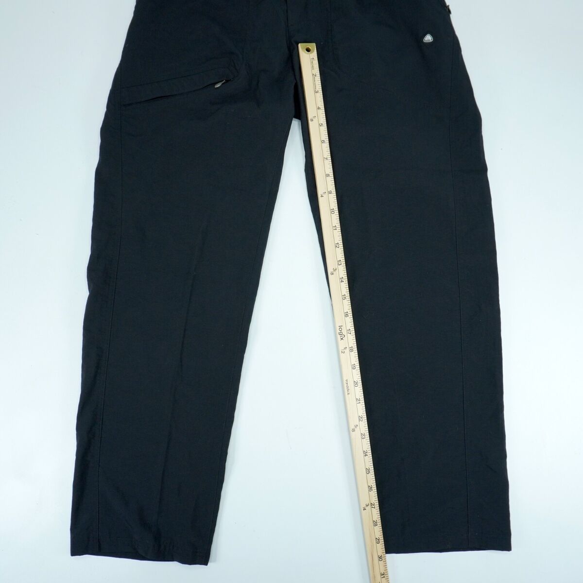 Nike ACG Cargo Pants Womens Size M (8-10) Black Streetwear Nike ACG Cargo Pants Womens Size M (8-10) Black Streetwear