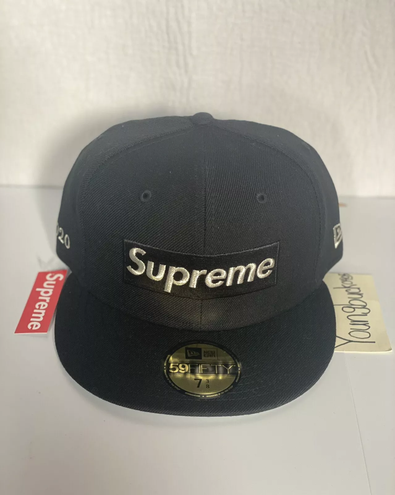 Logo boîte métallique Supreme 1 M$ nouvelle ère noire SS20 taille 7 3/8