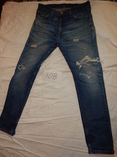 Levis-  straight leg Jeans men's  32x30  pre-worn (ID#108)