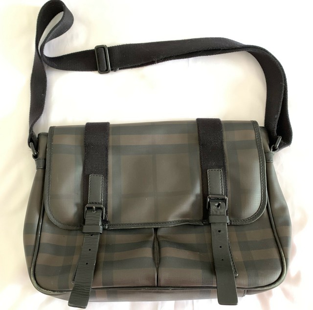 Burberry Men’s Fabric messenger bag, Dark Charcoal/Black Original eBay