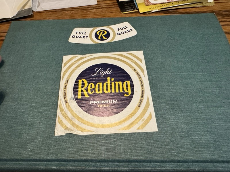 Reading Brewing Co Old Beer Bottle Label Pa Light Beer With Neck Label