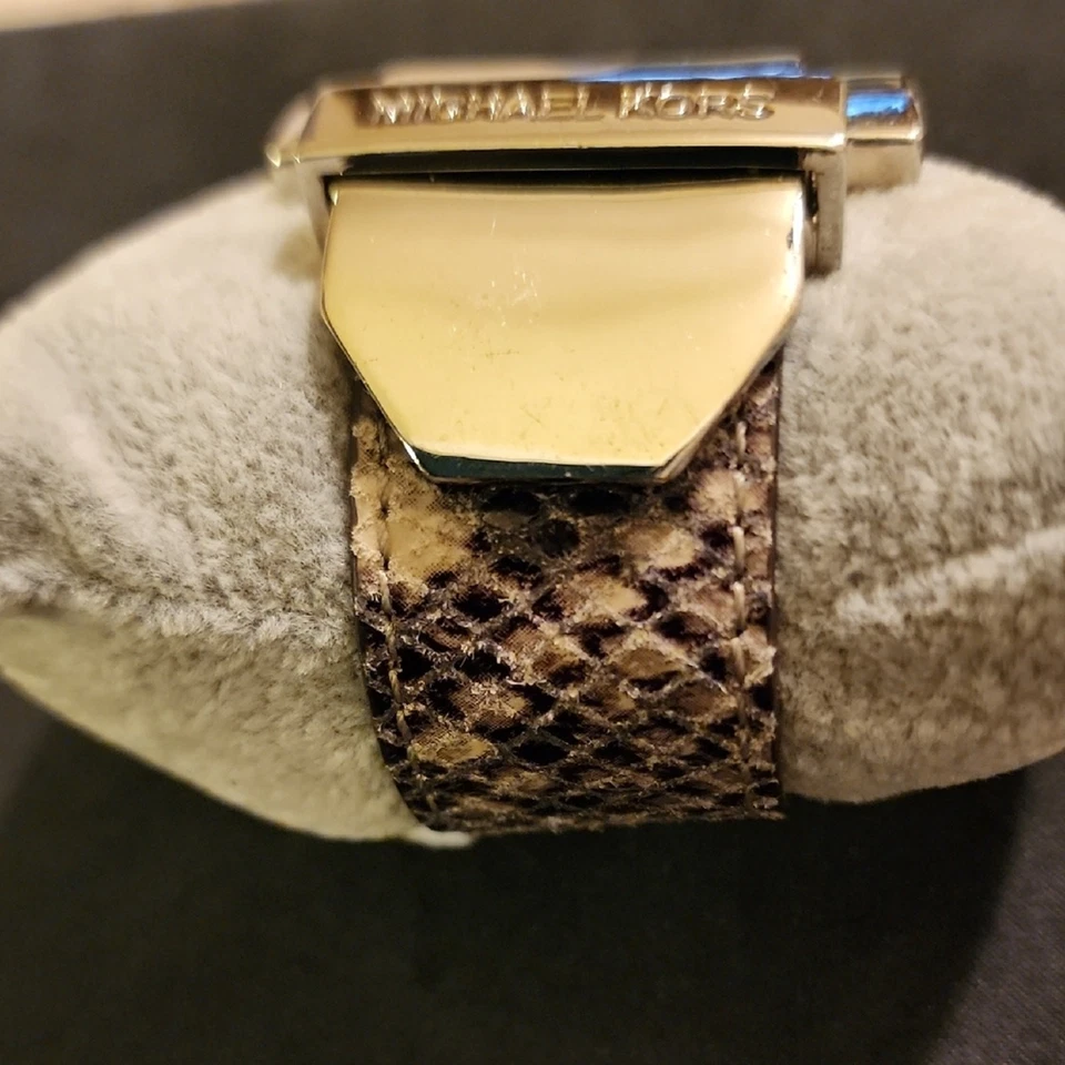 Michael Kors Silver Tone Jewelry Statement Bracelet - Image 2 of 4