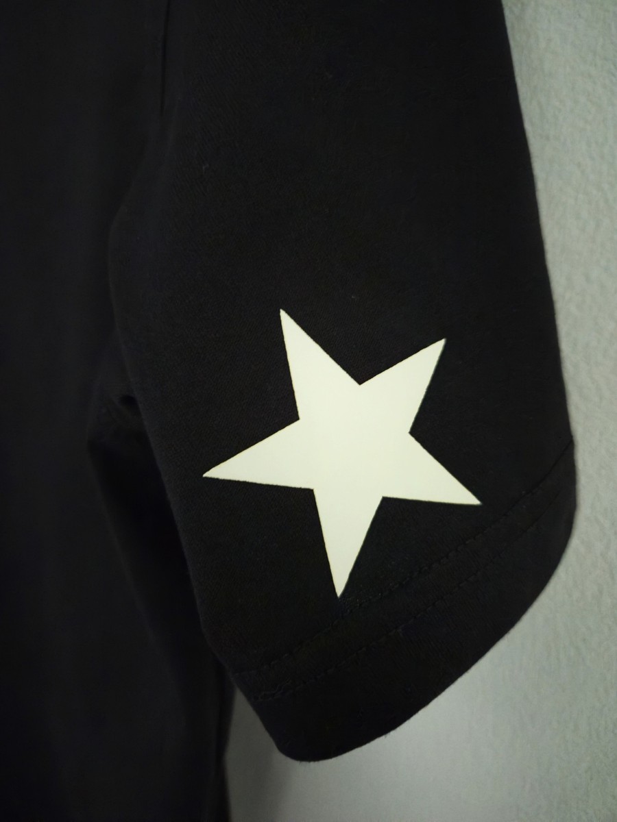 AUTHENTIC WOMENS GIVENCHY OVERSIZED STAR APPLIQUE PATCH BLACK T