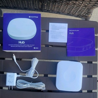 Samsung SmartThings Hub V3 IM6001-V3P01 Zigbee Z-Wave WiFi w/ Box Powers On