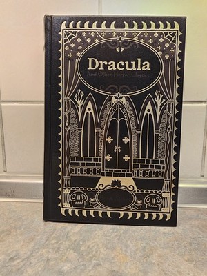 Dracula and Other Horror Classics (Barnes & Noble Collectible Editions)