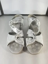 Elites by Walking Cradles Slver Snake Open Toe Strappy Sandal Size 9.5M New