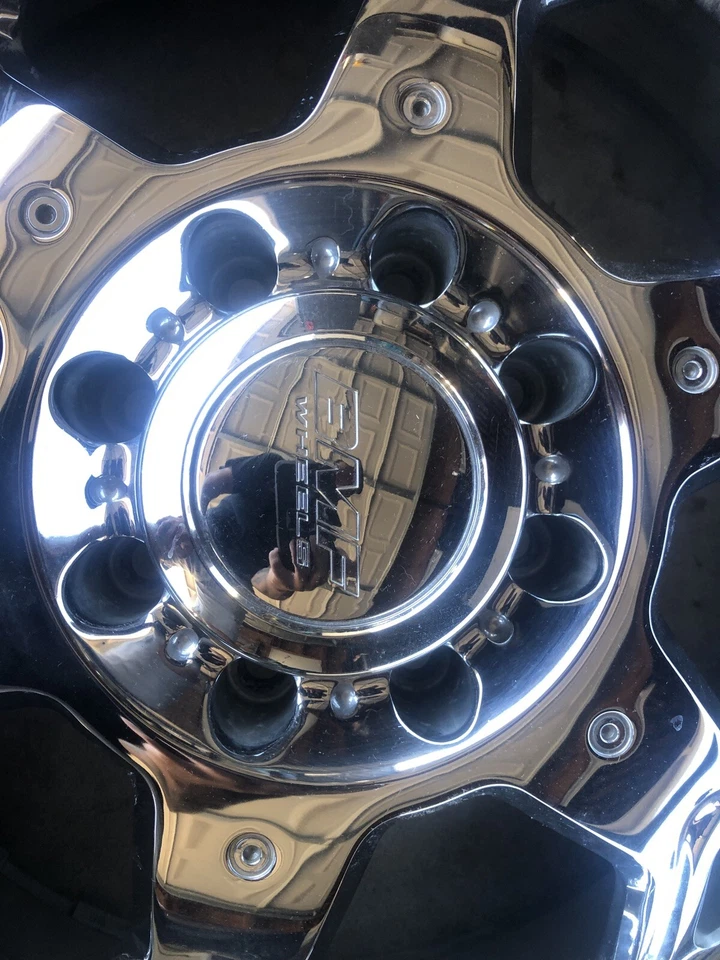 LLANTAS BMF SOTA 22X10,5 CON CROMO OFFSET 8x6,5 / 8x165,1 -25MM Foto 2 de 4