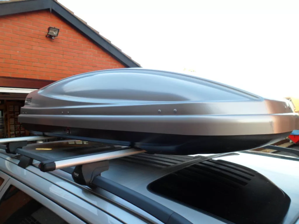 Atlantis 780 roof box sales