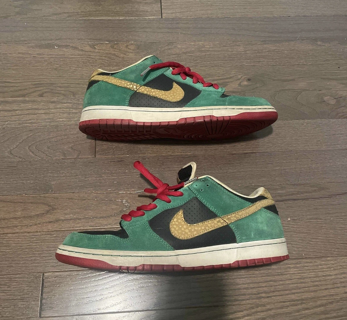 Size 10.5 - Nike SB Dunk Marvin the Martian Miller High Life