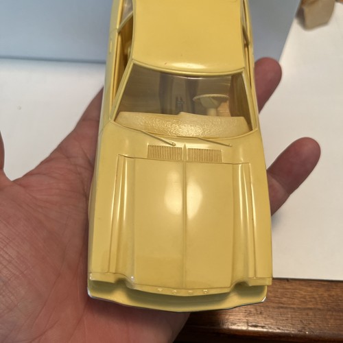 1975 Ford Mustang II Mach 1 Plastic Promo Model 1/25 Scale Yellow & Black - Picture 8 of 12