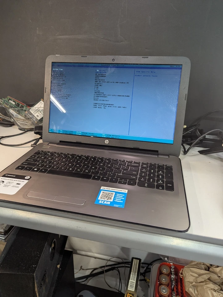 HP 15-ba083nr PARA PEÇAS Laptop AMD A8 4GB de RAM SEM CABO/HDD #384 - Imagem 2 de 4