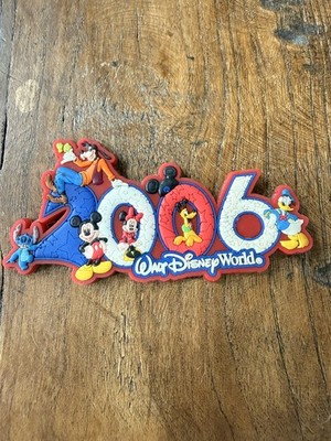 Disney Magnet - 2006 - Mickey Minnie Goofy Donald Pluto Stitch