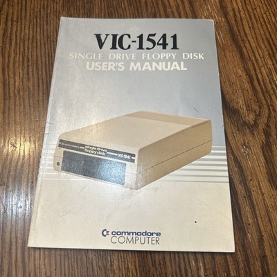Vintage Commodore Computer VIC-1541 Single Drive Floppy Disk User's Manual 1982