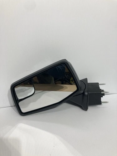 84823218 OEM 2019-2023 Chevrolet Silverado 1500 Left LH Driver Power Side Mirror