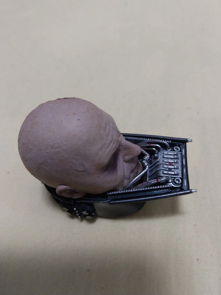 1/6 Sideshow Star Wars ROTJ Darth Vader Head Sculpt for Action Figure - Image 3 of 4